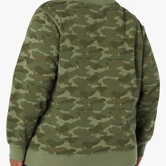 Amazon Essentials Women’s French Terry Fleece Sweatshirt - Picture 2 of 6